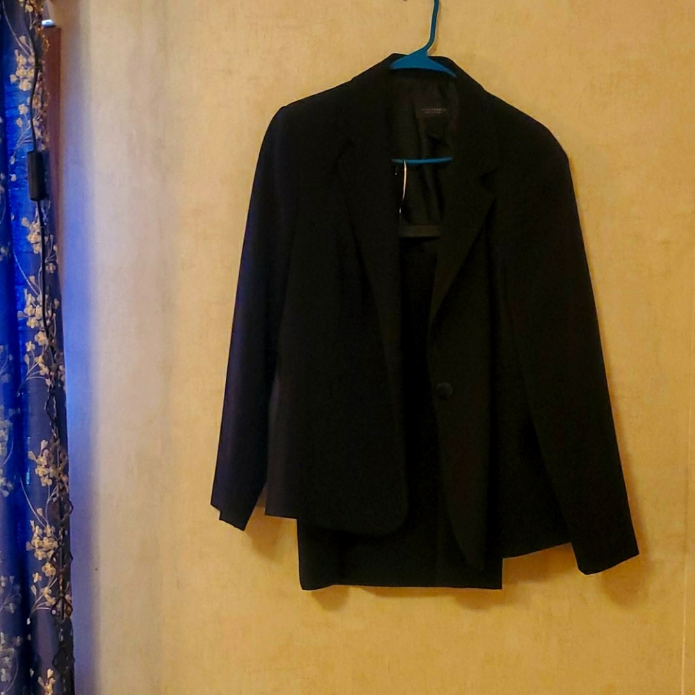 Women's black suit set size 14